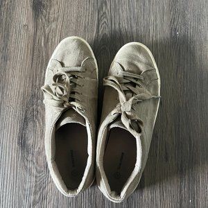 Green Sneakers - Size EU 42